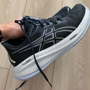 Asics Gel-Cumulus 26: Women's Size 9